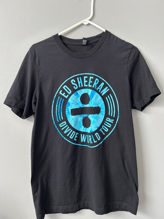 Ed Sheeran Divide World Tour Concert Tee Size M