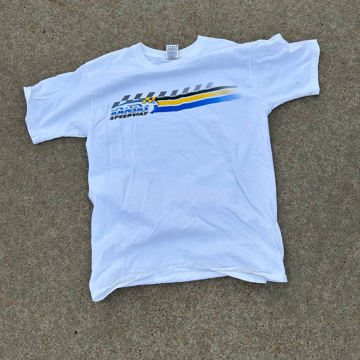 Vintage 2001 NASCAR Kansas Speedway "The New Kansas Stampede" Graphic Tee Size L