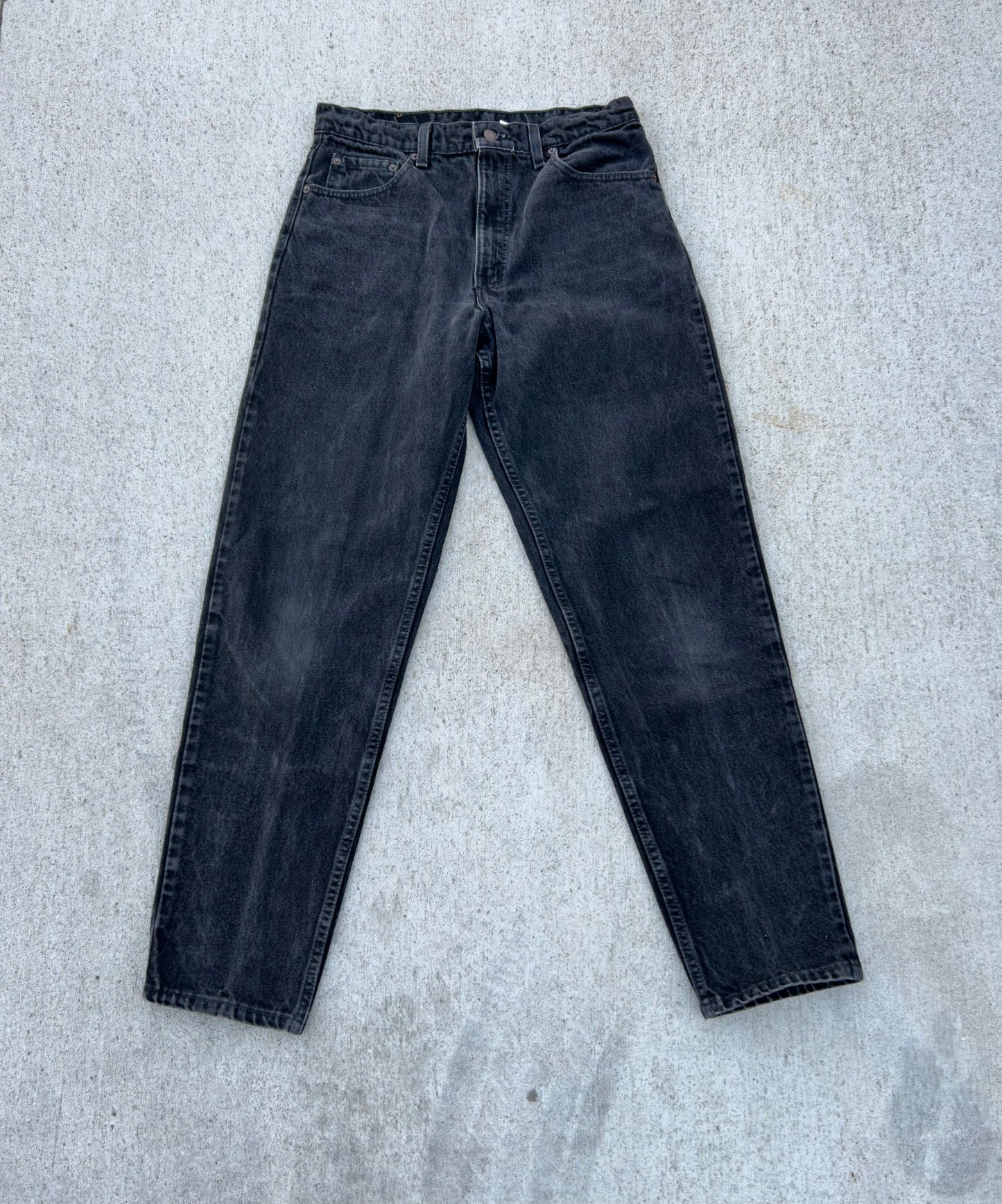 Vintage 90s LEVI 550 Black Relaxed Fit Tapered Jeans Made in USA Size 34x32