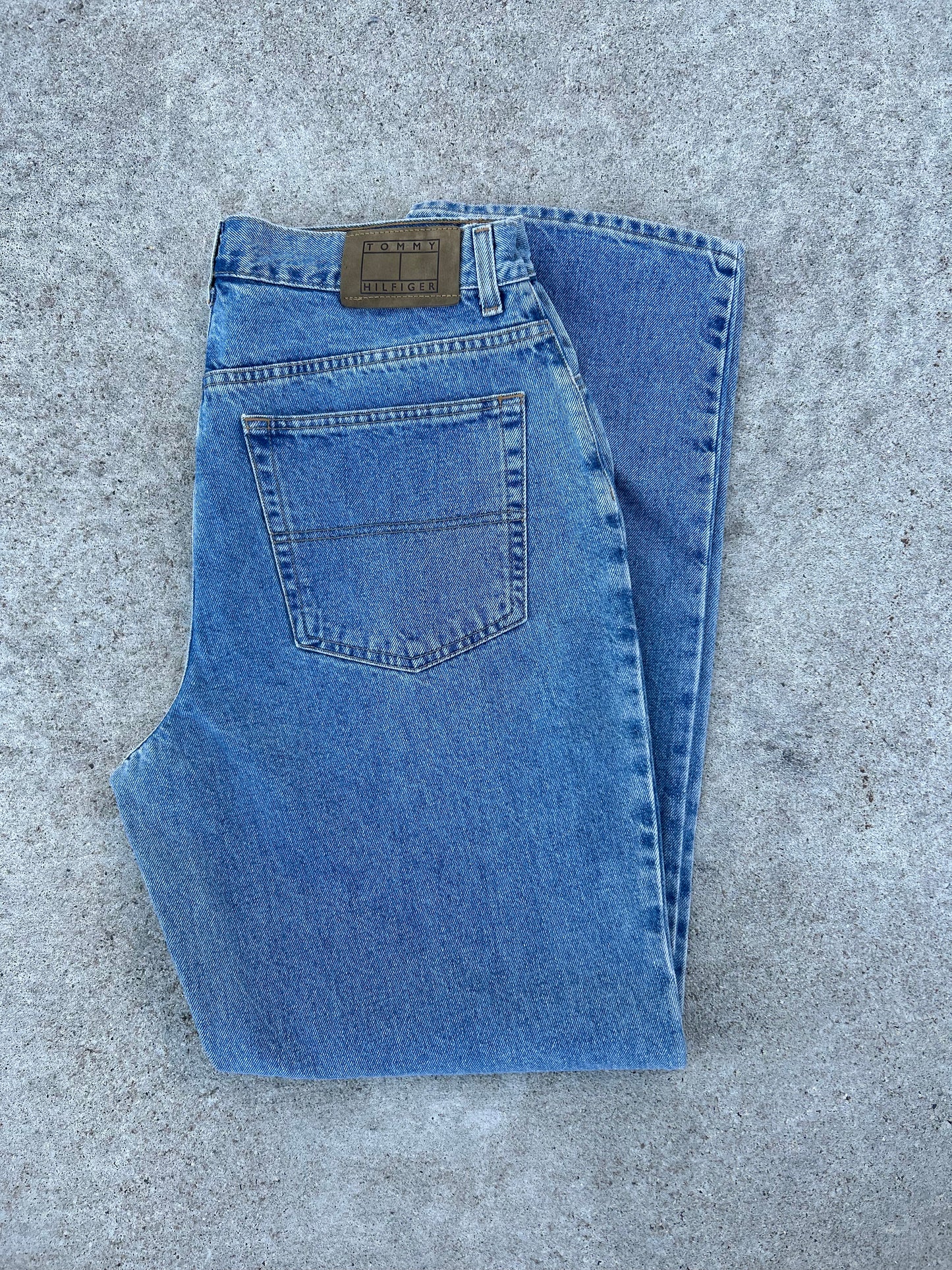 TOMMY HILFIGER Blue Denim Jeans Leather Patch 34x34