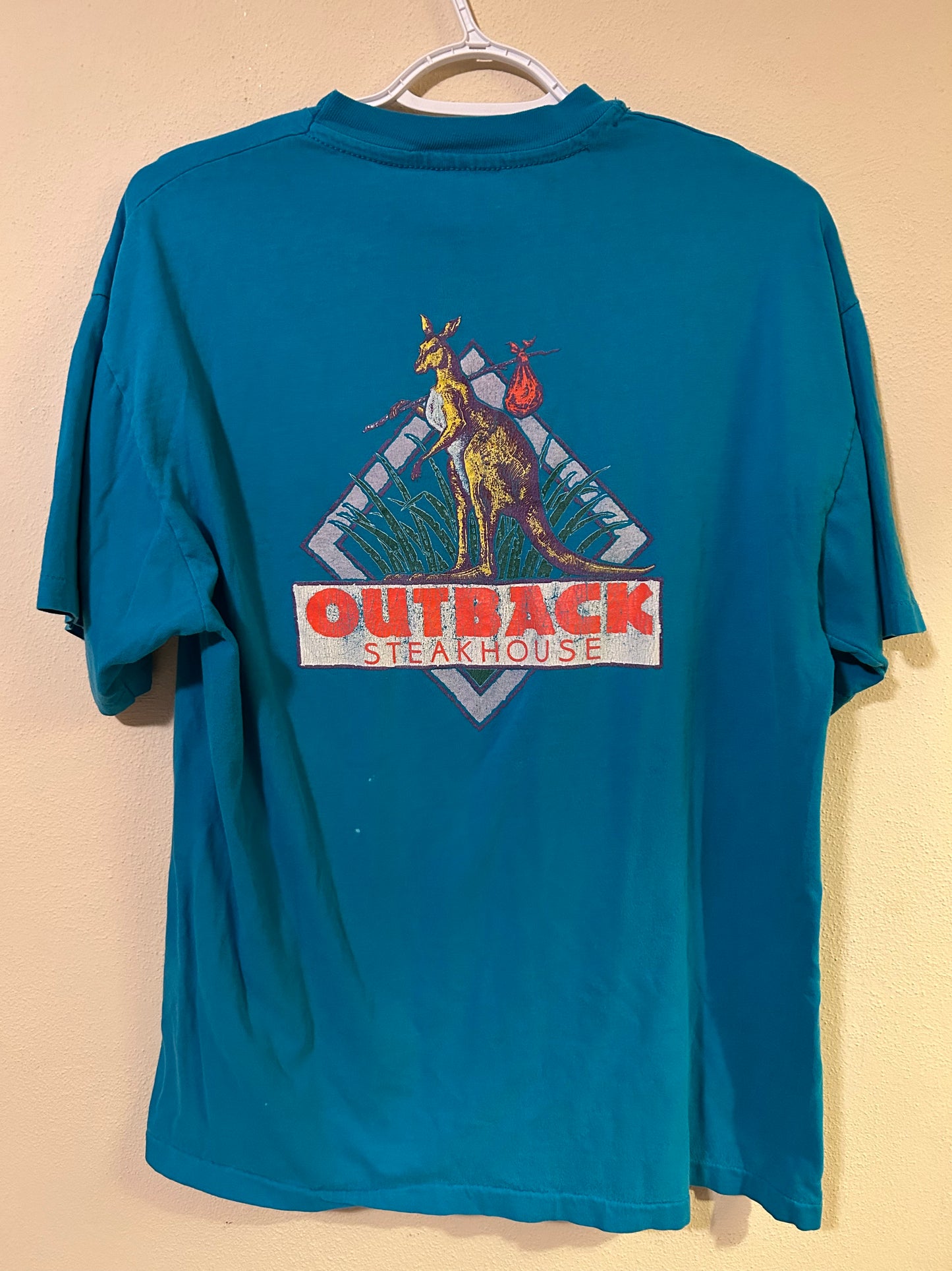 Vintage 90's OUTBACK STEAKHOUSE Promo Kangaroo Graphic Tee Size L