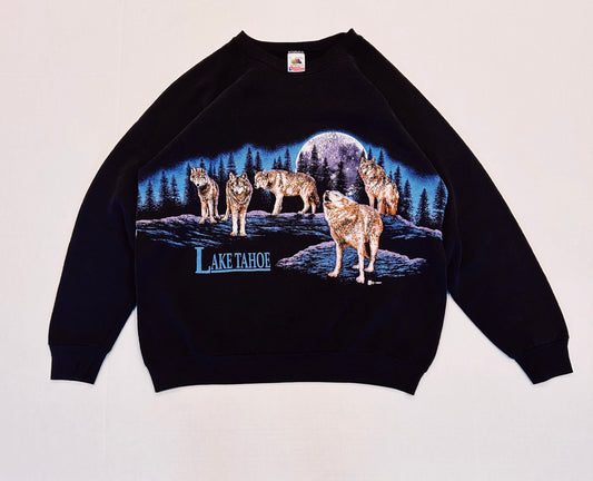 Vintage 1992 LAKE TAHOE Wolves Moonlight All Over Print Crewneck Sweatshirt Size L