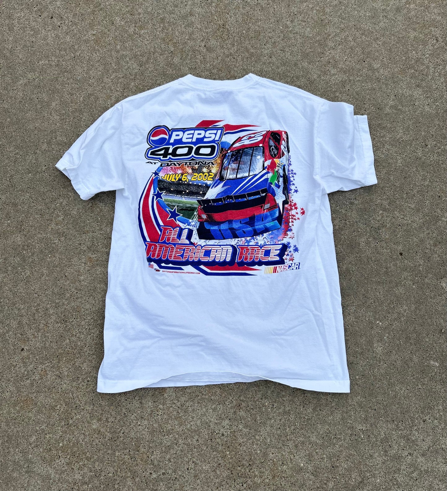 Vintage 2002 NASCAR Daytona Speedway Pepsi 400 Size L