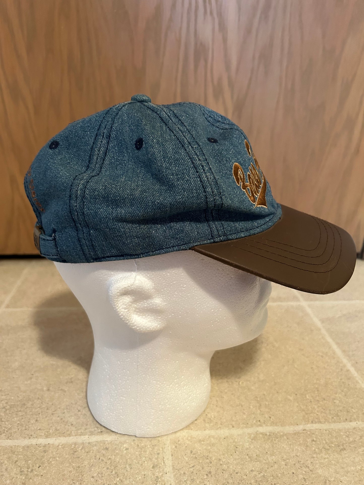 Vintage BASS PRO SHOPS Leather Bill Adjustable Strap Hat