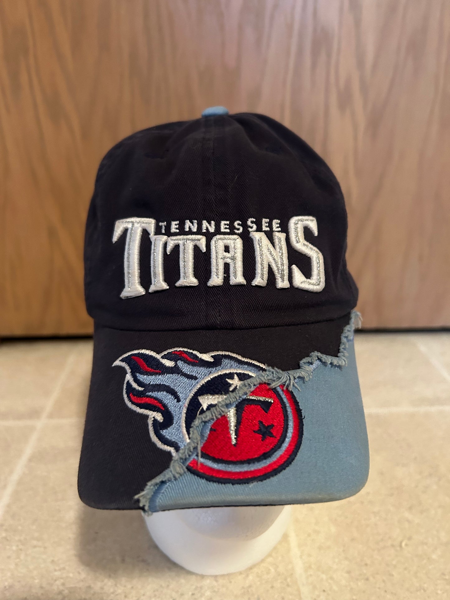 Rare Vintage Split TENNESSEE TITANS NFL American Needle Adjustable Velcro Strap Hat