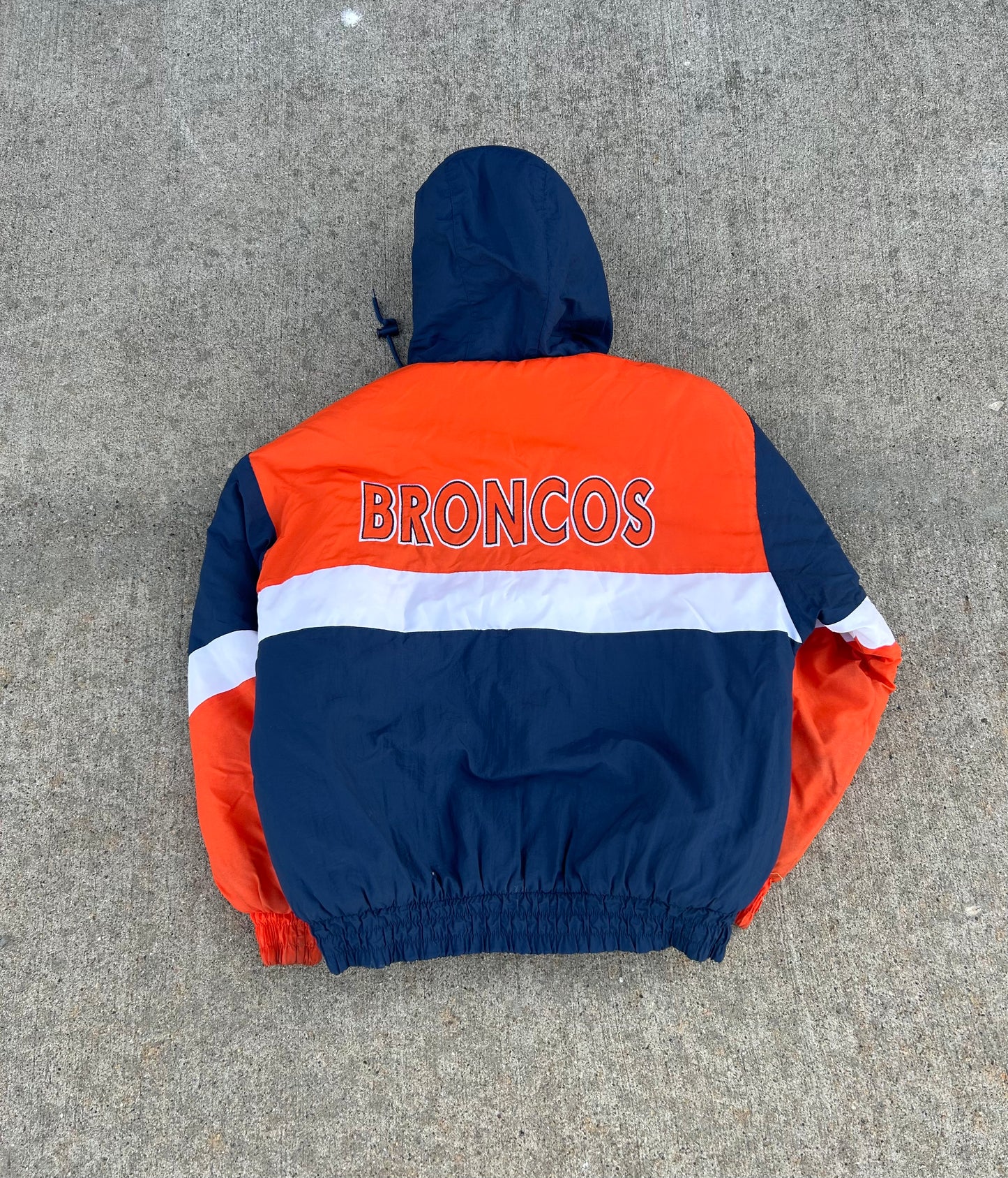 Vintage 90’s Logo 7 NFL Denver Broncos Puffer Winter Jacket Size L