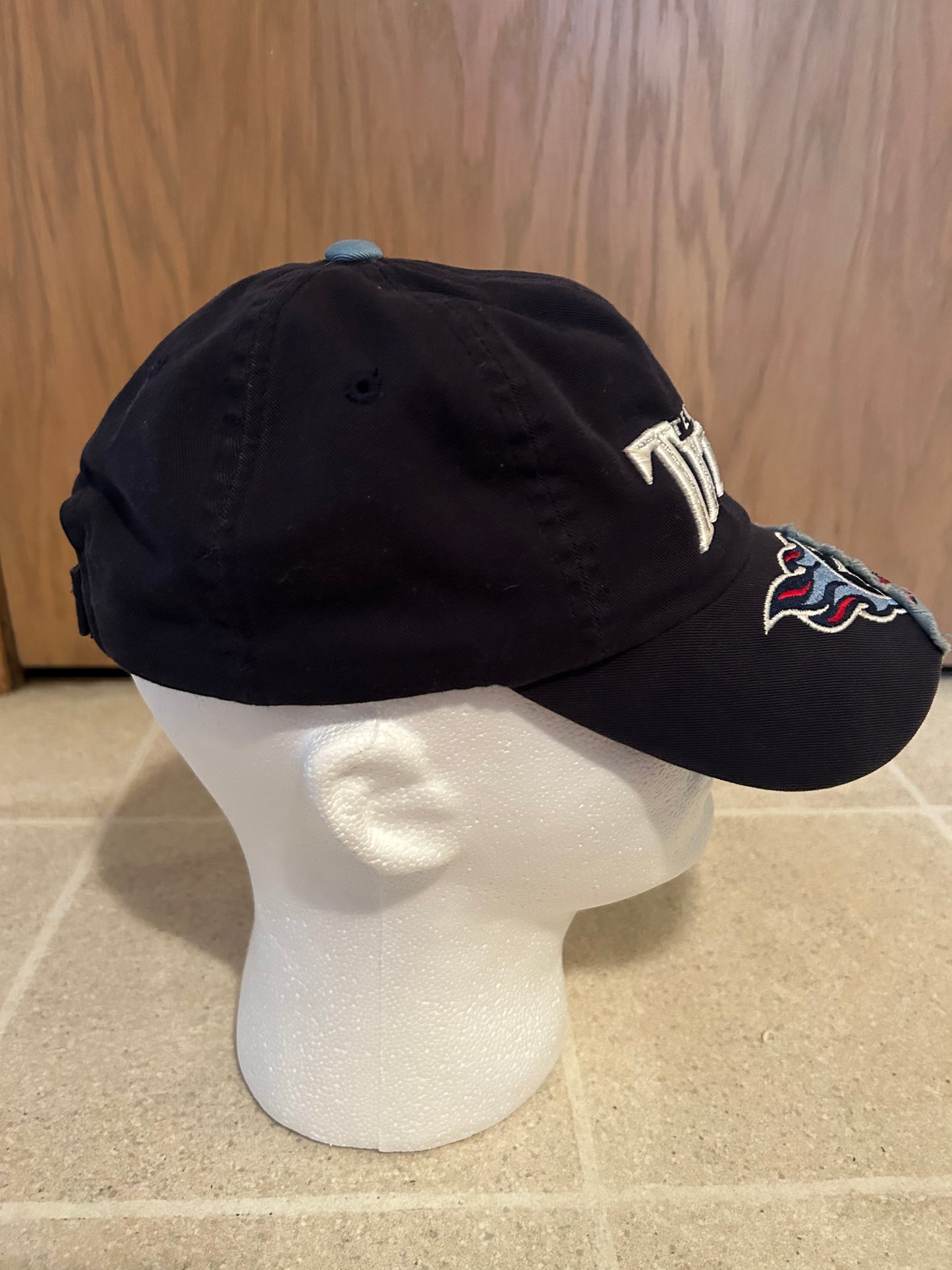 Rare Vintage Split TENNESSEE TITANS NFL American Needle Adjustable Velcro Strap Hat