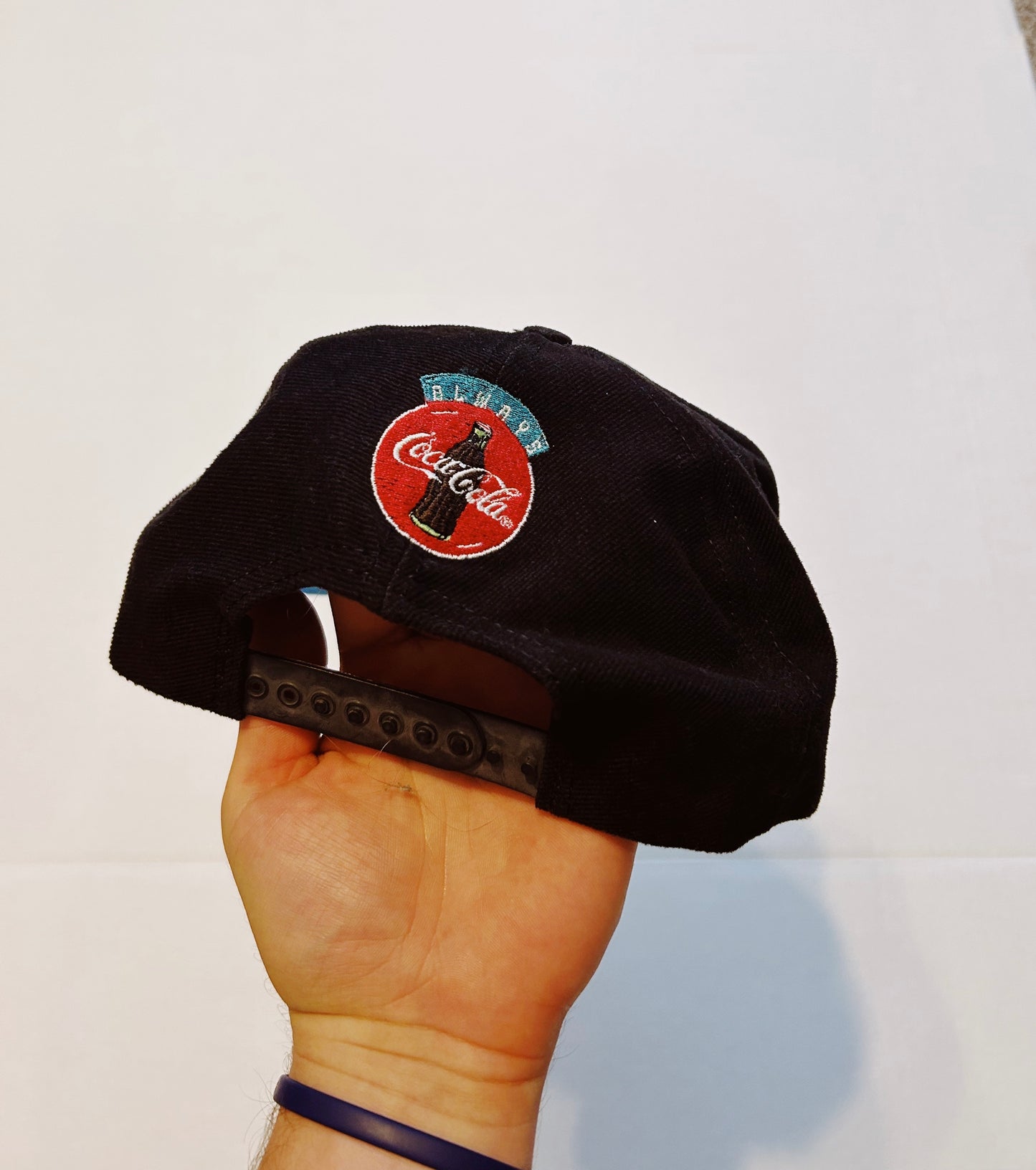 Vintage COCA COLA BEAR Snapback Trucker Hat