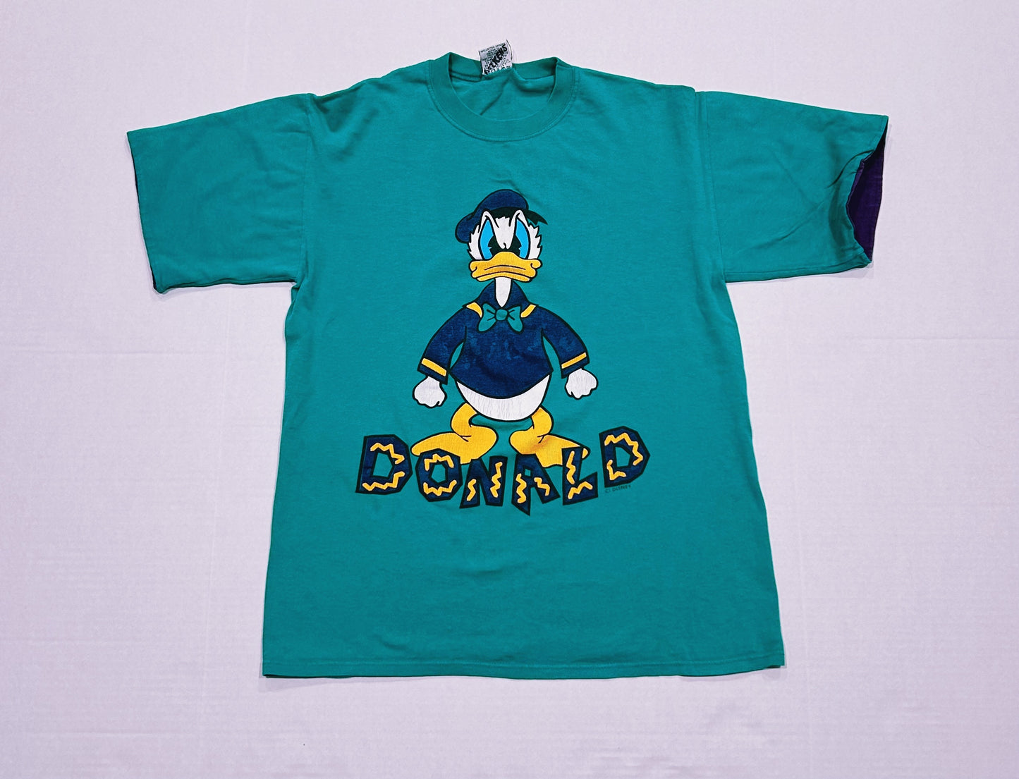 Vintage 90s DISNEY DONALD DUCK Wellington Apparel Graphic Tee Size M