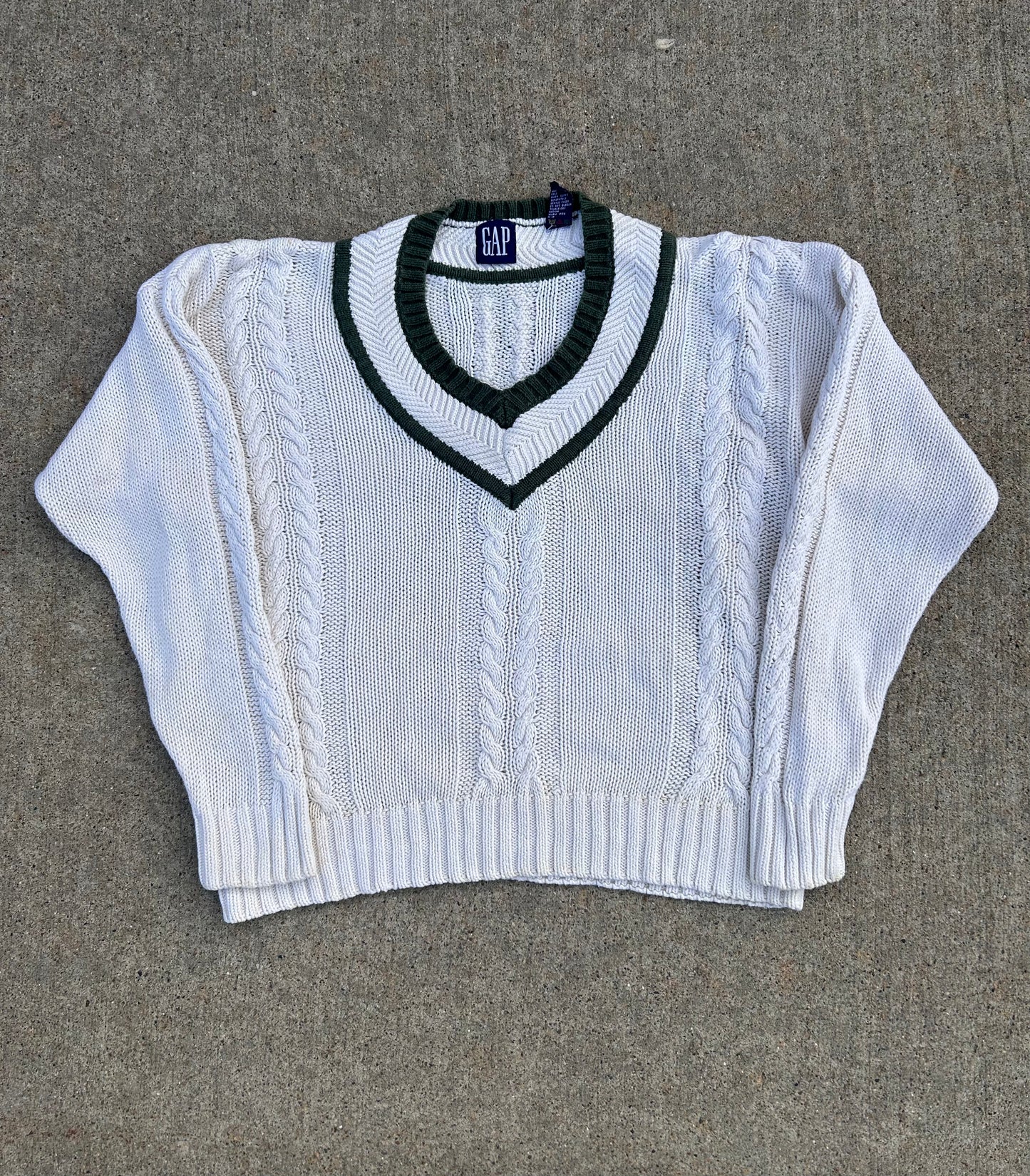 Vintage GAP Cable Knit Sweater Size L