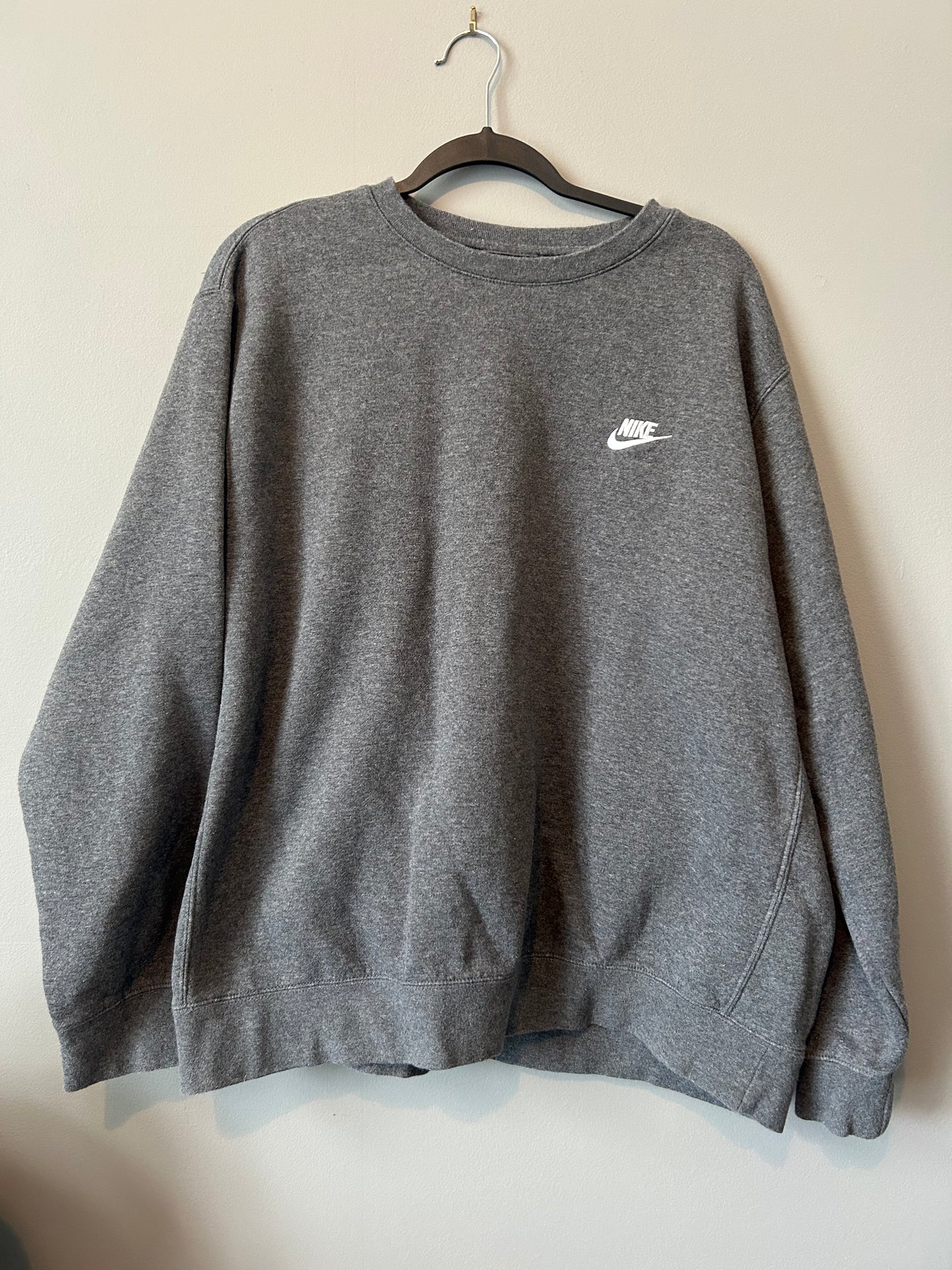 NIKE Dark Grey Crewneck Sweatshirt Size XL