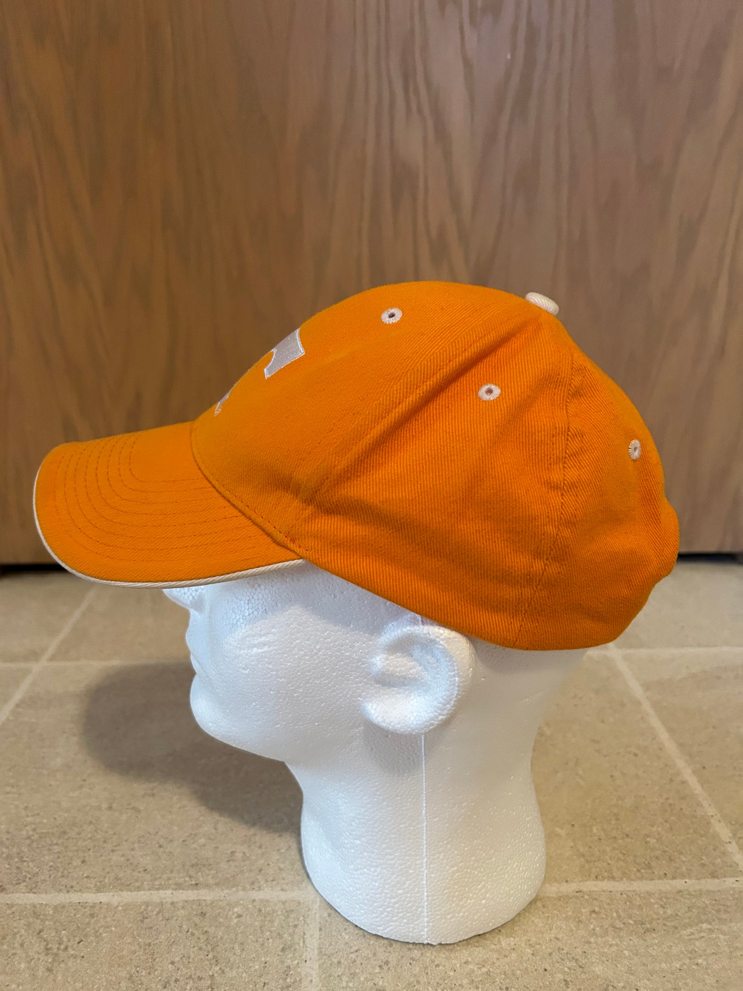 Vintage TENNESSEE VOLUNTEERS Signatures NCAA Hat Velcro Adjustable Strap Hat