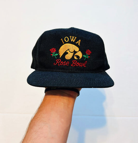 Vintage 1986 Rose Bowl IOWA HAWKEYES Snapback Trucker Hat