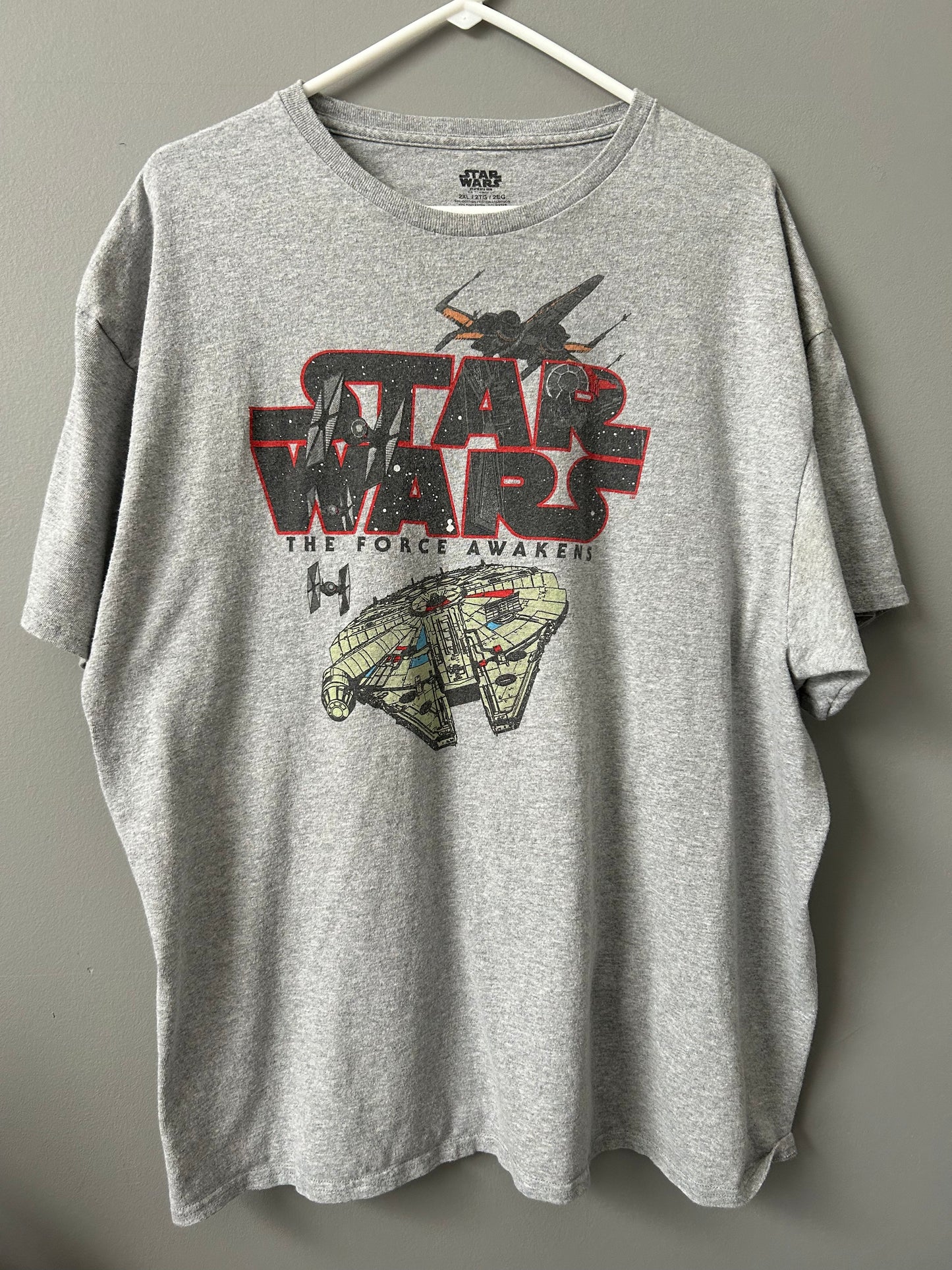 Vintage STAR WARS The Force Awakens Graphic Tee Size 2XL